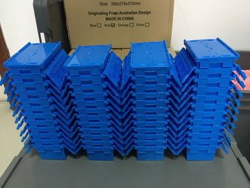صغيرة الحجم 120 * 80 * 60 ملم البلاستيك المكدس صناديق حمل الأغطية المرفقة